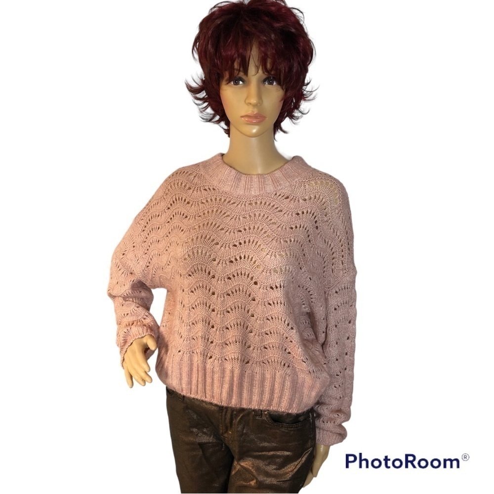 URBAN OUTFITTERS PINK BLUSH SEMI OPEN KNIT SWEATER
